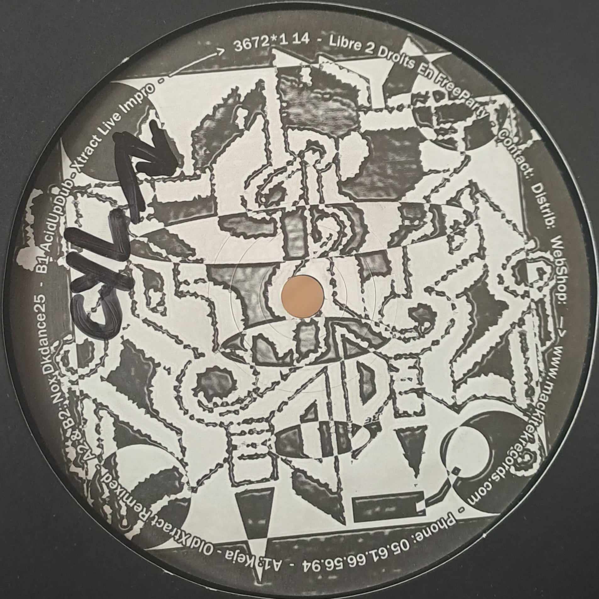 3672*1 14 - vinyle freetekno